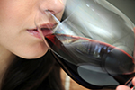 Вино в малых дозах подрывает здоровье